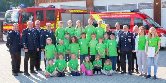 Kinderfeuerwehr SLIDE.png
